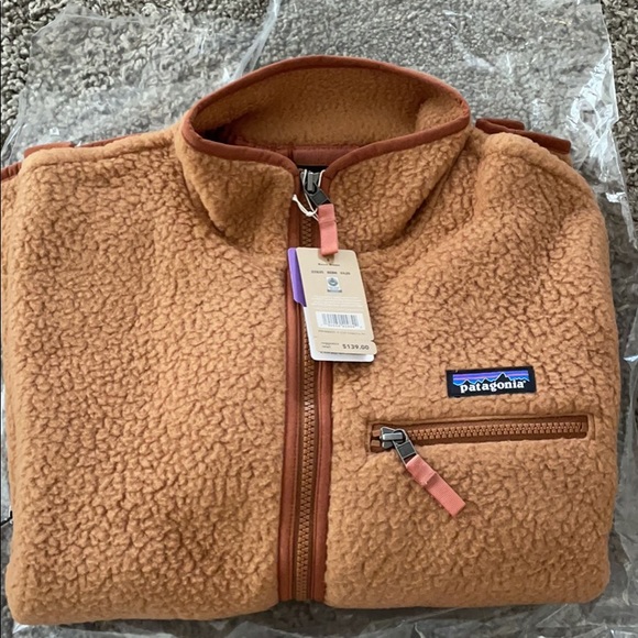 Patagonia Fleece Pullover - Picture 4 of 10
